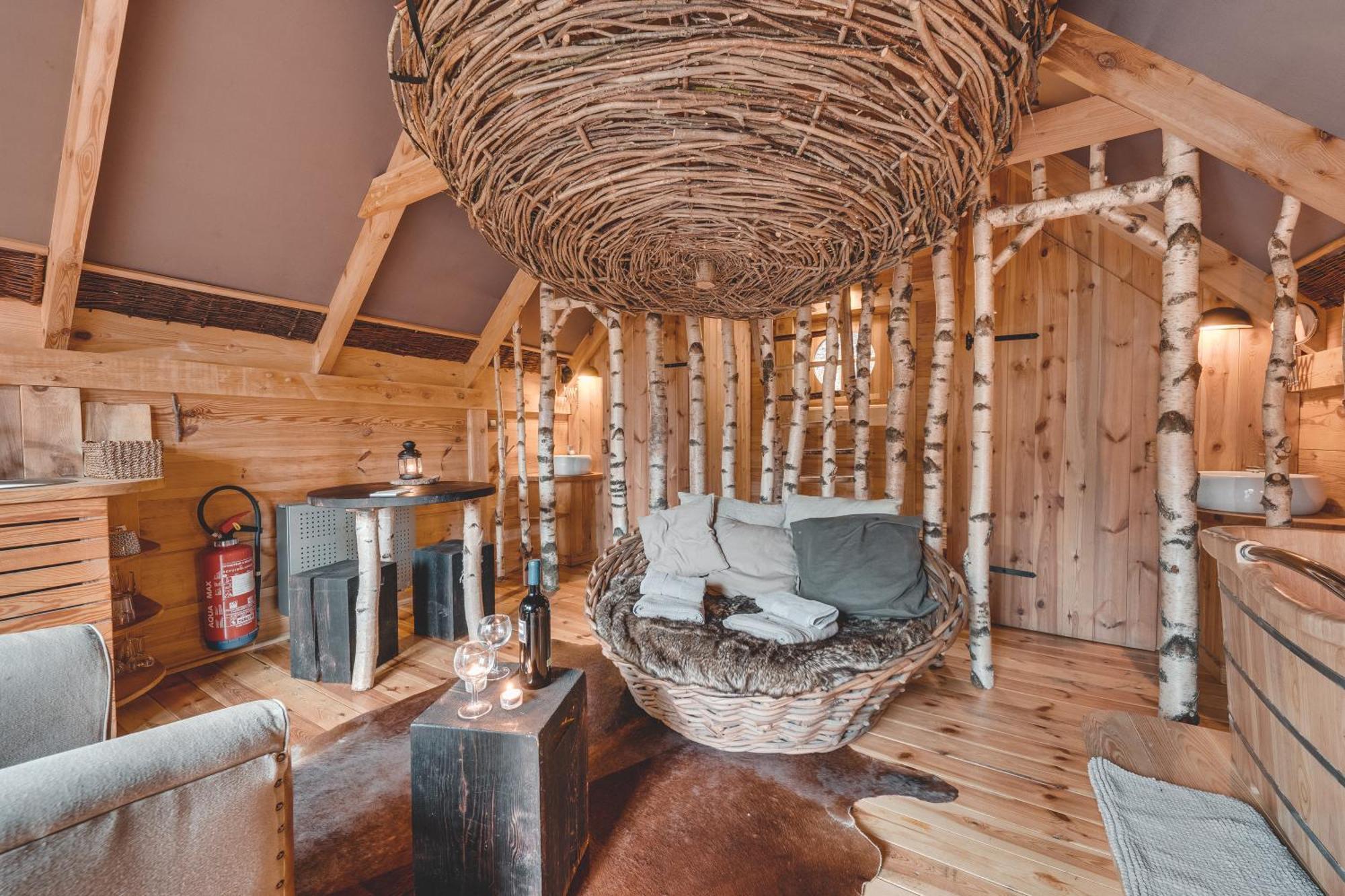 Les Cabanes De Rensiwez Mabompre Zewnętrze zdjęcie